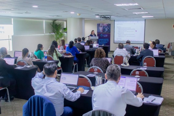 Impulsando la productividad con Inteligencia Artificial: Talleres CPIA para profesionales y organizaciones 1